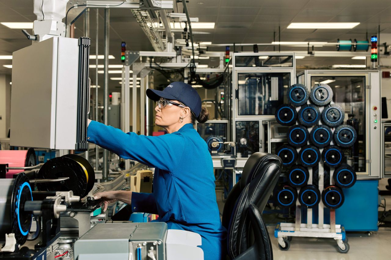 Corning et Meta Platforms, liés par un contrat de six milliards de dollars pour les centres de données